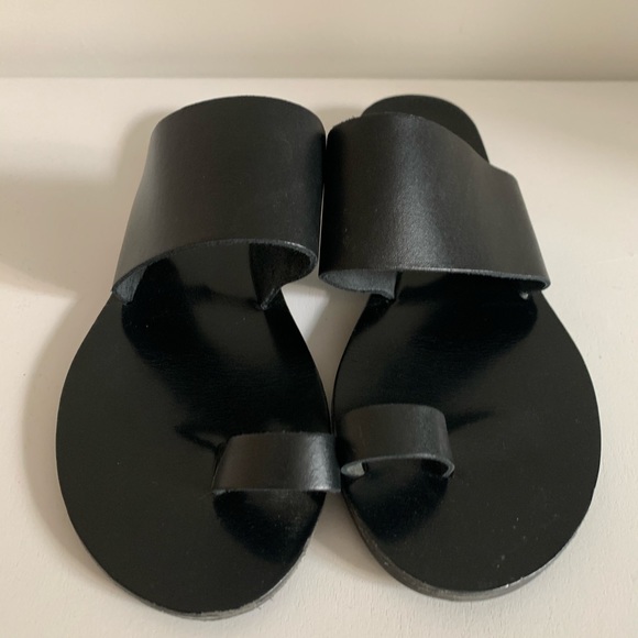 SOLD L'Intervalle Sandals - Picture 3 of 5